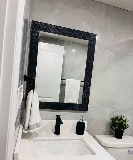 52, Versailles, Bram East, Brampton