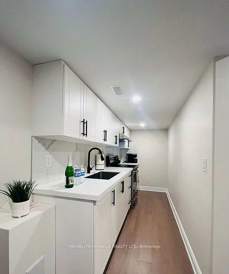 52, Versailles, Bram East, Brampton