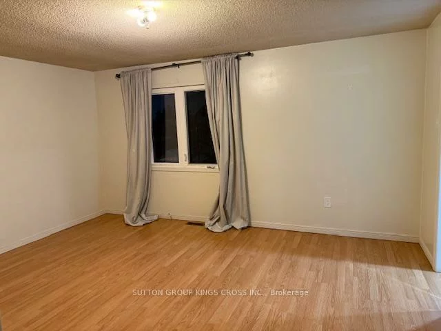 157, Ecclestone, Brampton West, Brampton