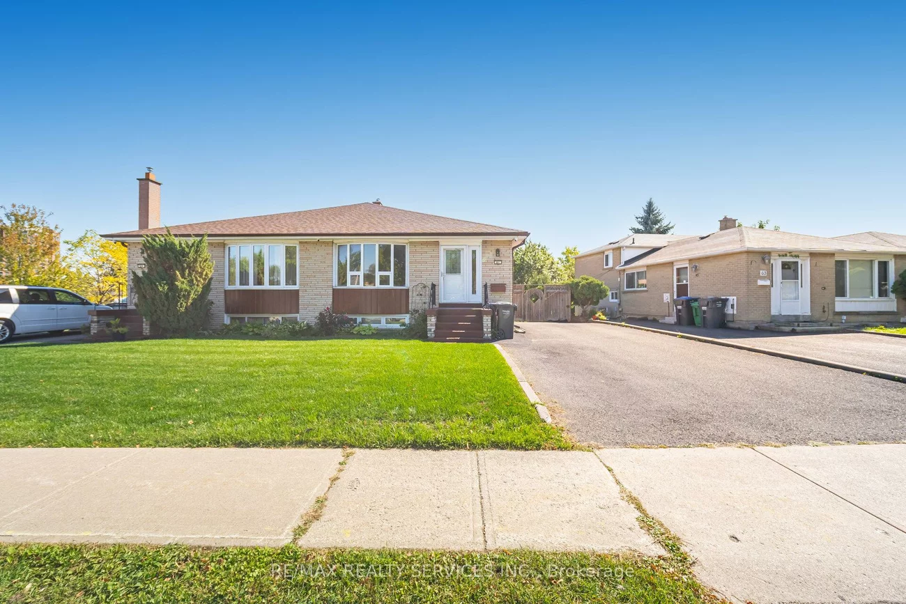 61, Avondale, Avondale, Brampton