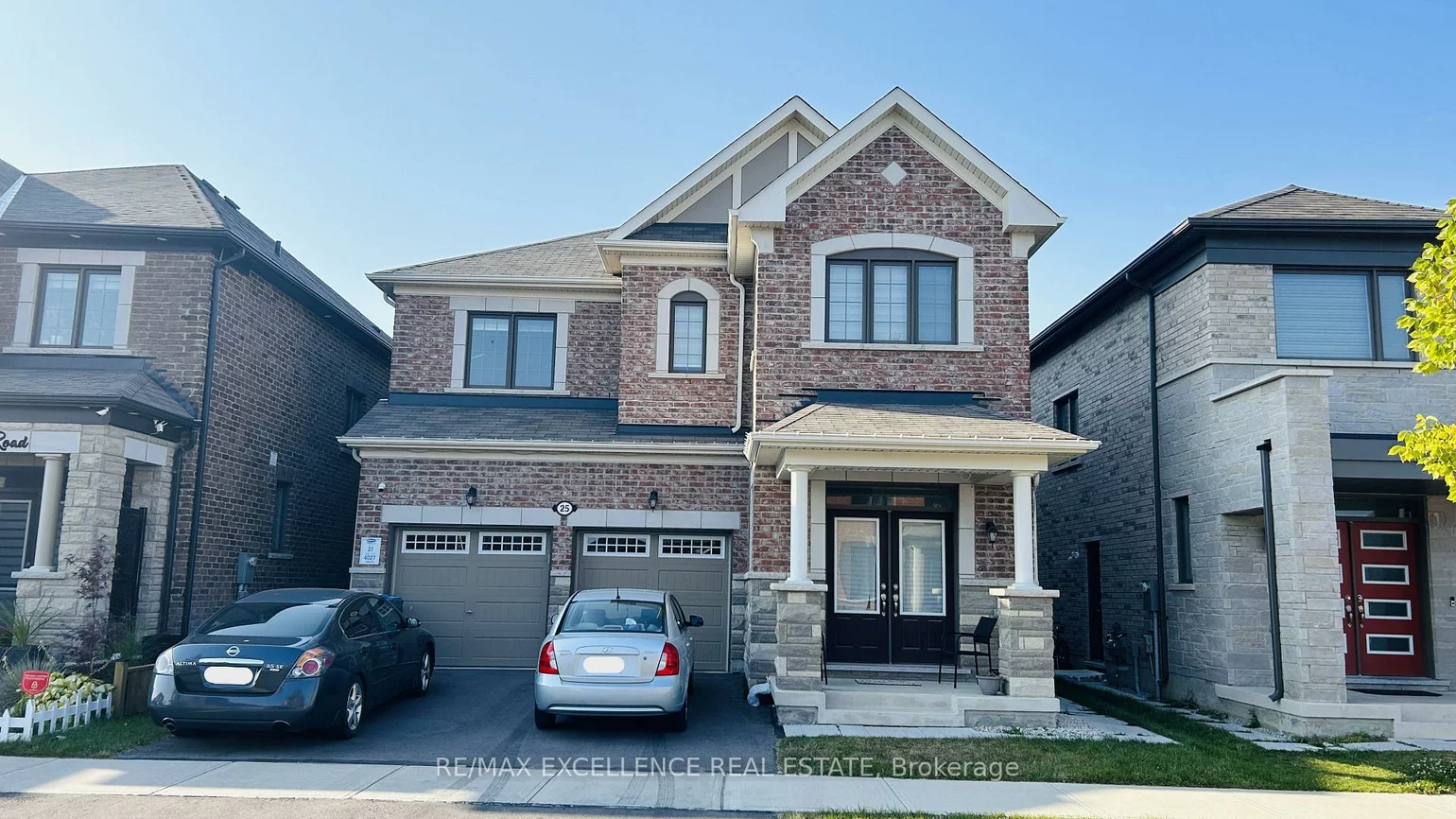 25, Divers, Northwest Brampton, Brampton