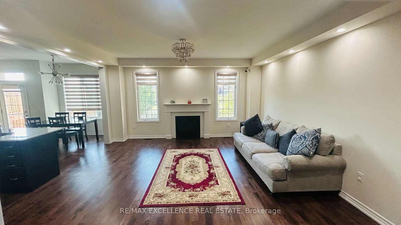 25, Divers, Northwest Brampton, Brampton