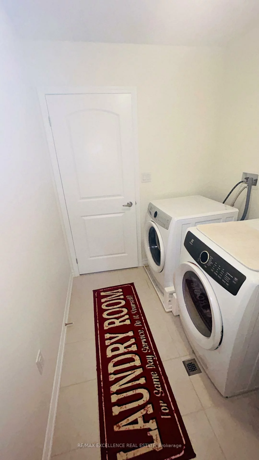 25, Divers, Northwest Brampton, Brampton