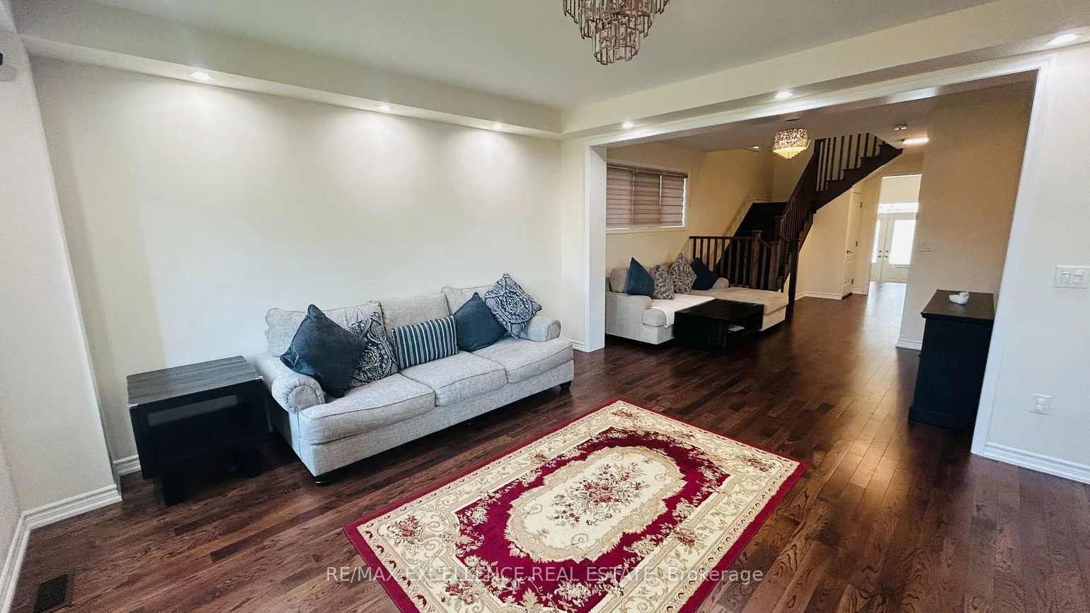 25, Divers, Northwest Brampton, Brampton