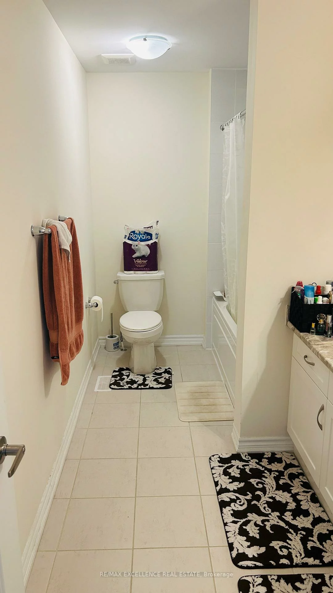 25, Divers, Northwest Brampton, Brampton