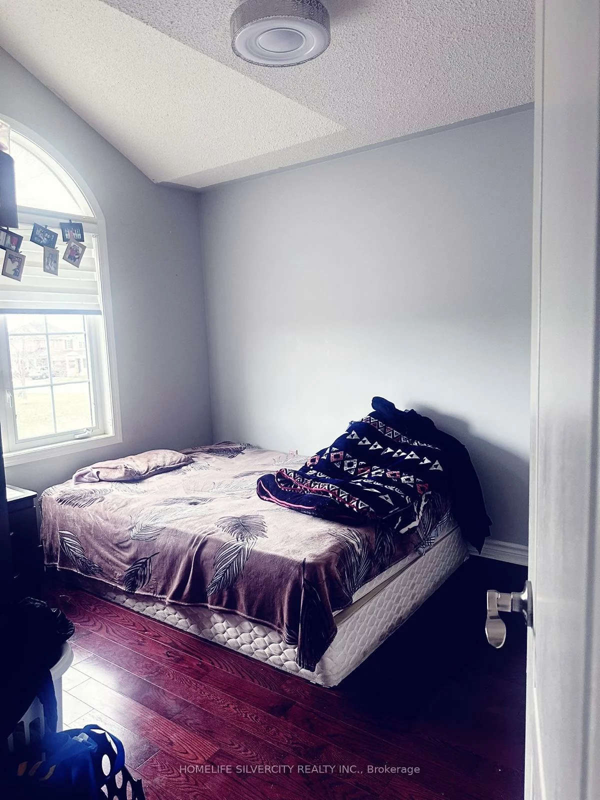 33, Triple Crown, Gore Industrial North, Brampton