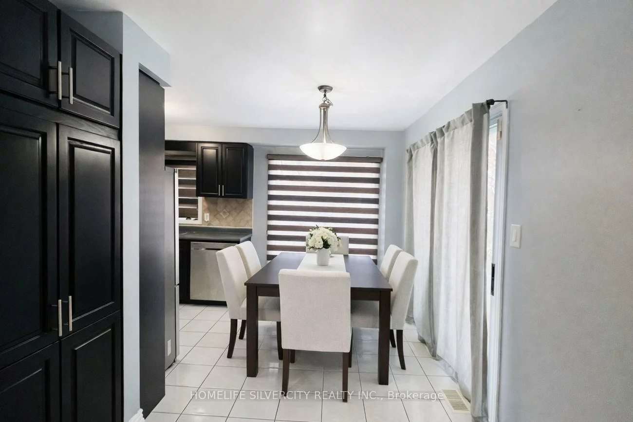 7, Bison Run, Sandringham-Wellington, Brampton