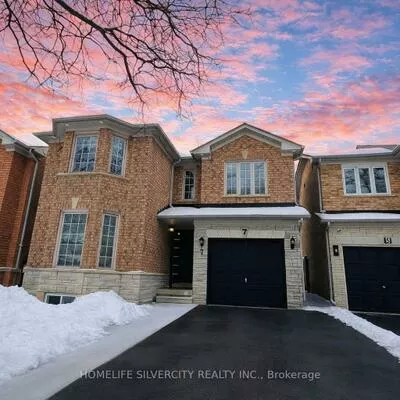 7, Bison Run, Sandringham-Wellington, Brampton