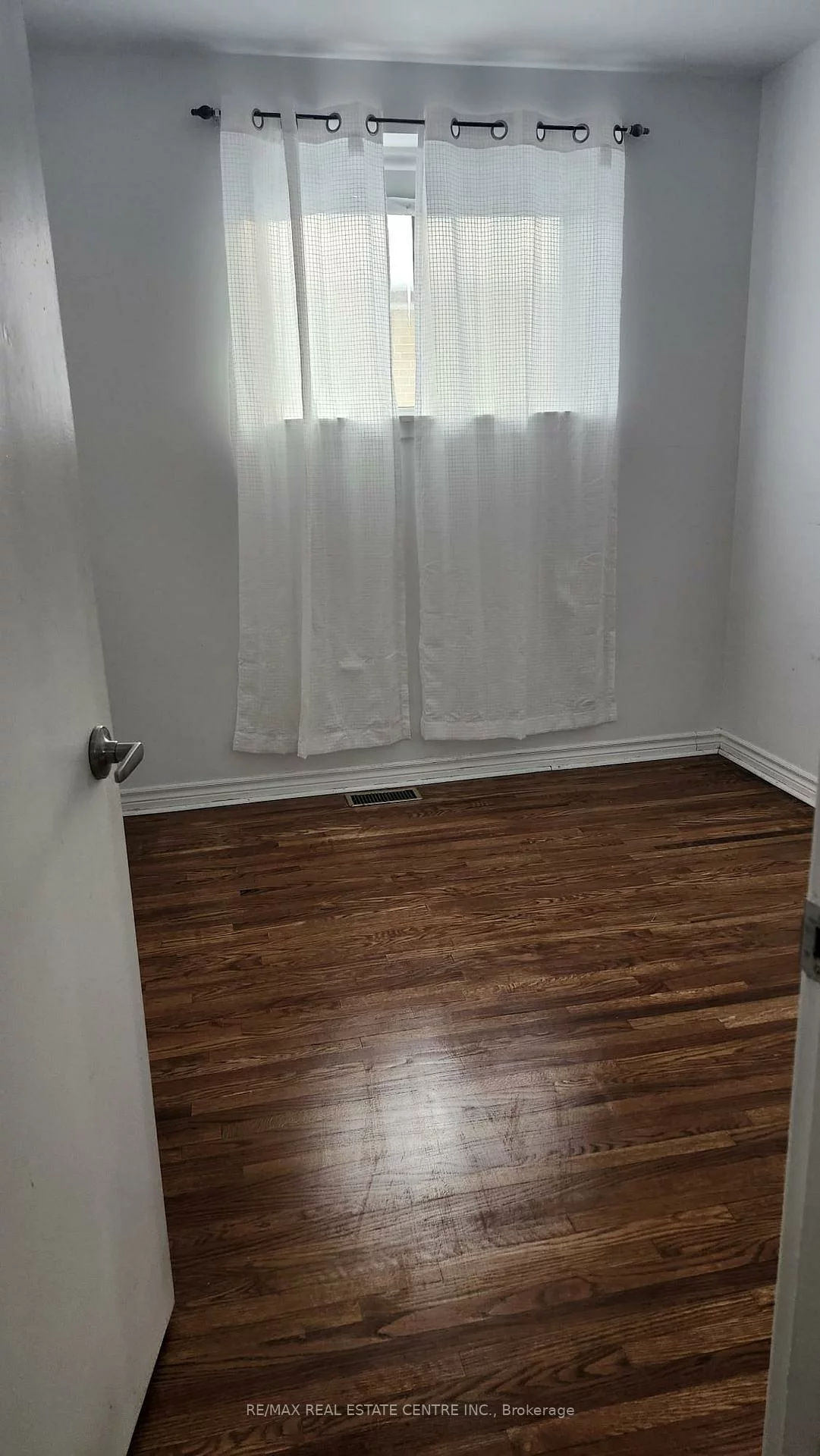 23, Avondale, Avondale, Brampton