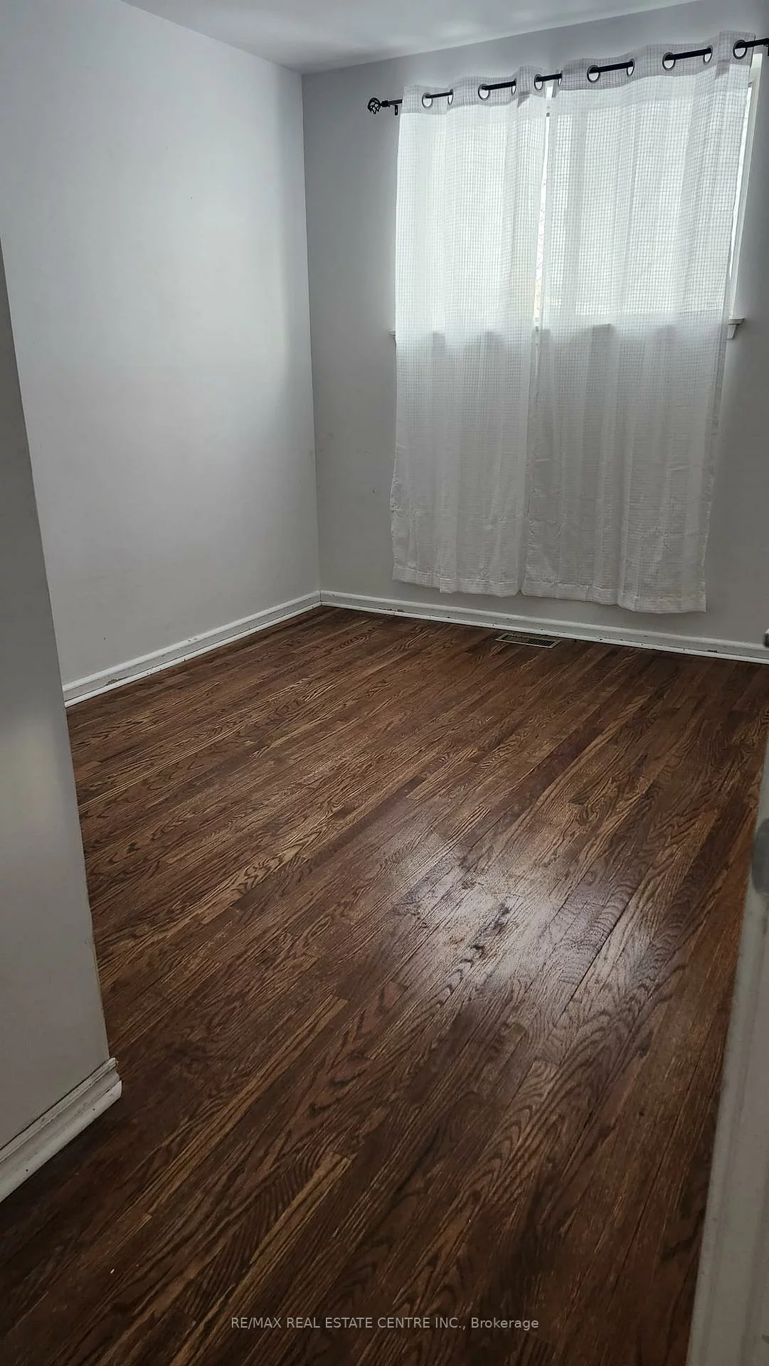 23, Avondale, Avondale, Brampton