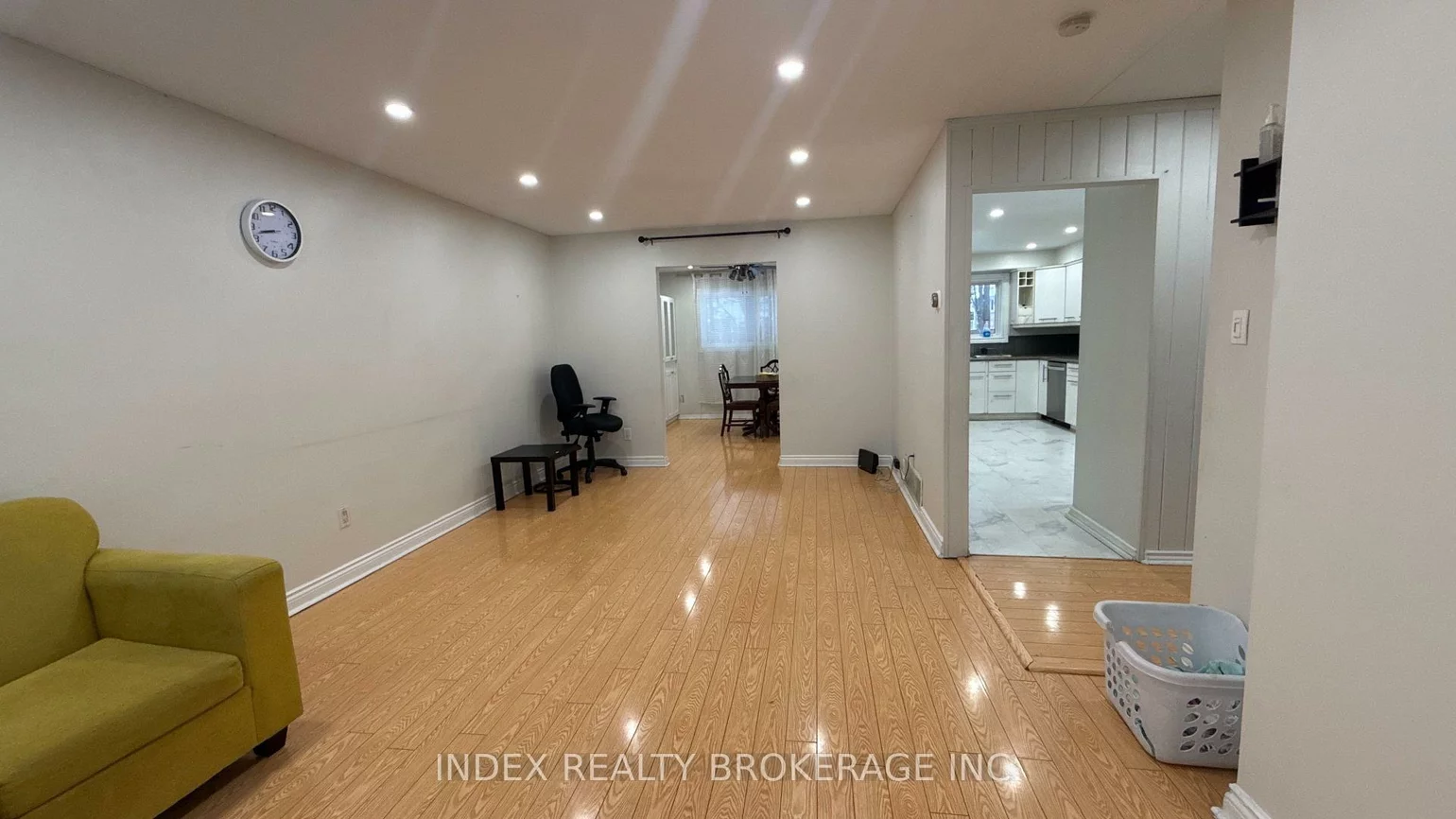 10, Lynwood, Madoc, Brampton