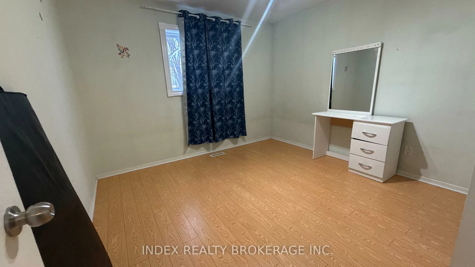 10, Lynwood, Madoc, Brampton