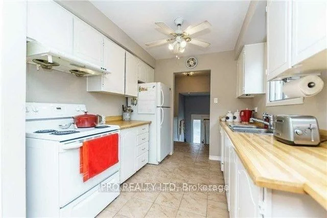 382, Hansen, Madoc, Brampton