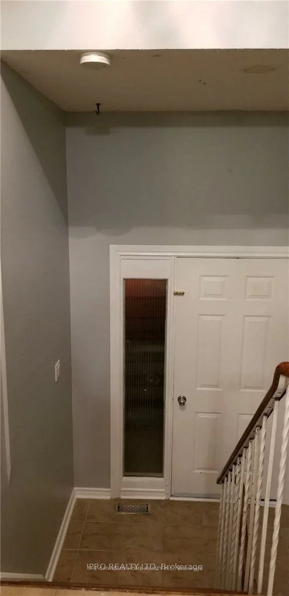 382, Hansen, Madoc, Brampton