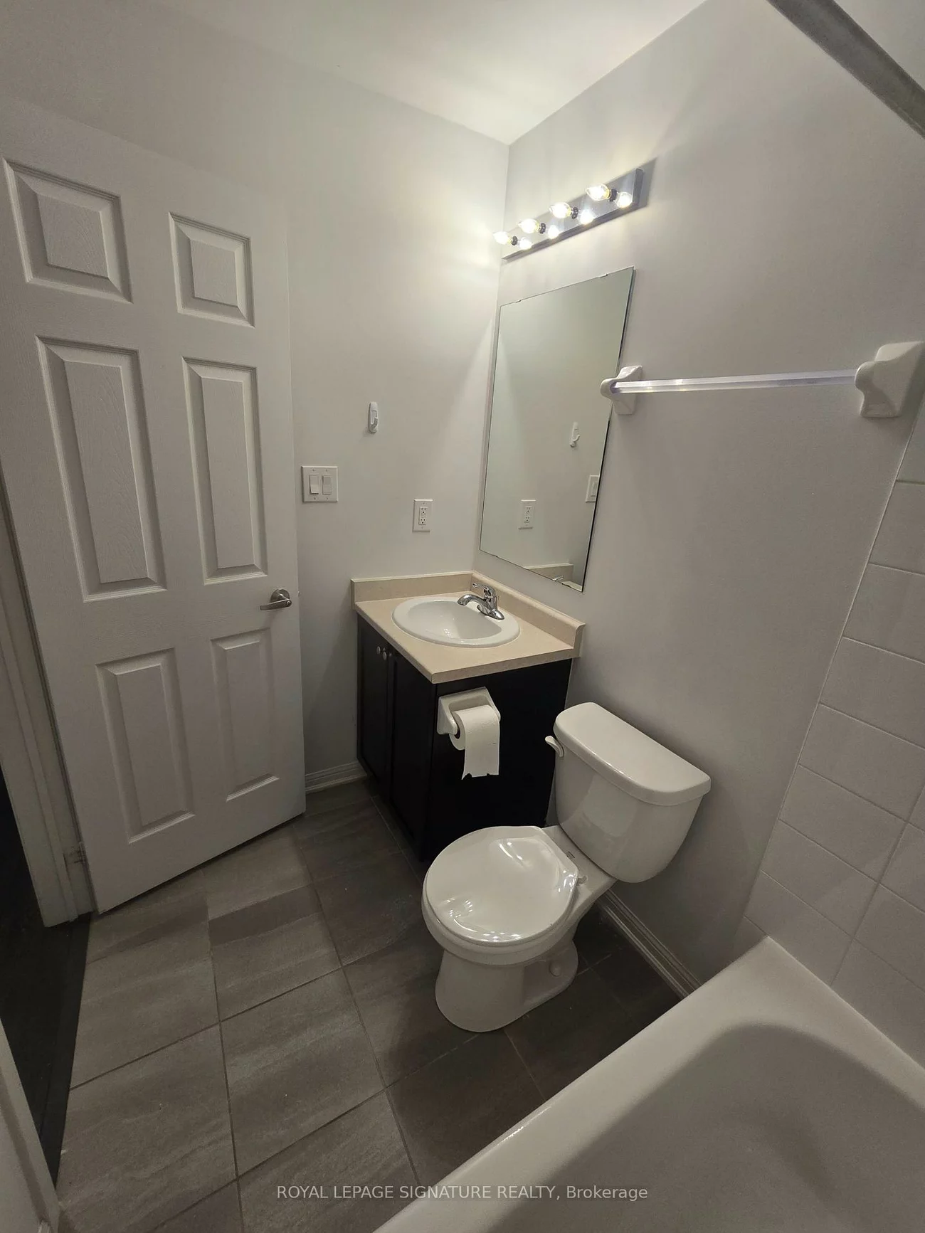 250, Sunny Meadow, Sandringham-Wellington, Brampton