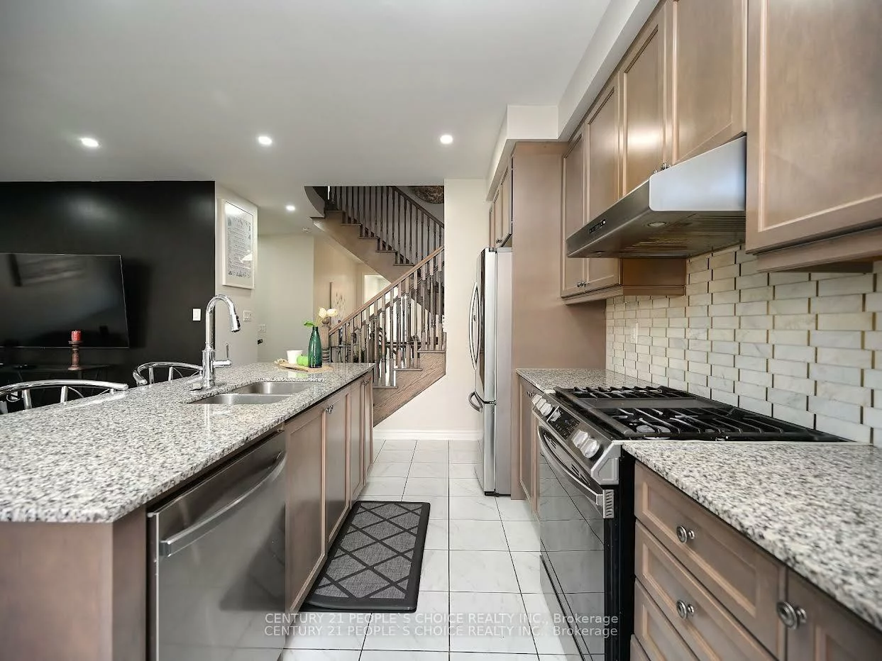 34, Cyclone, Northwest Brampton, Brampton