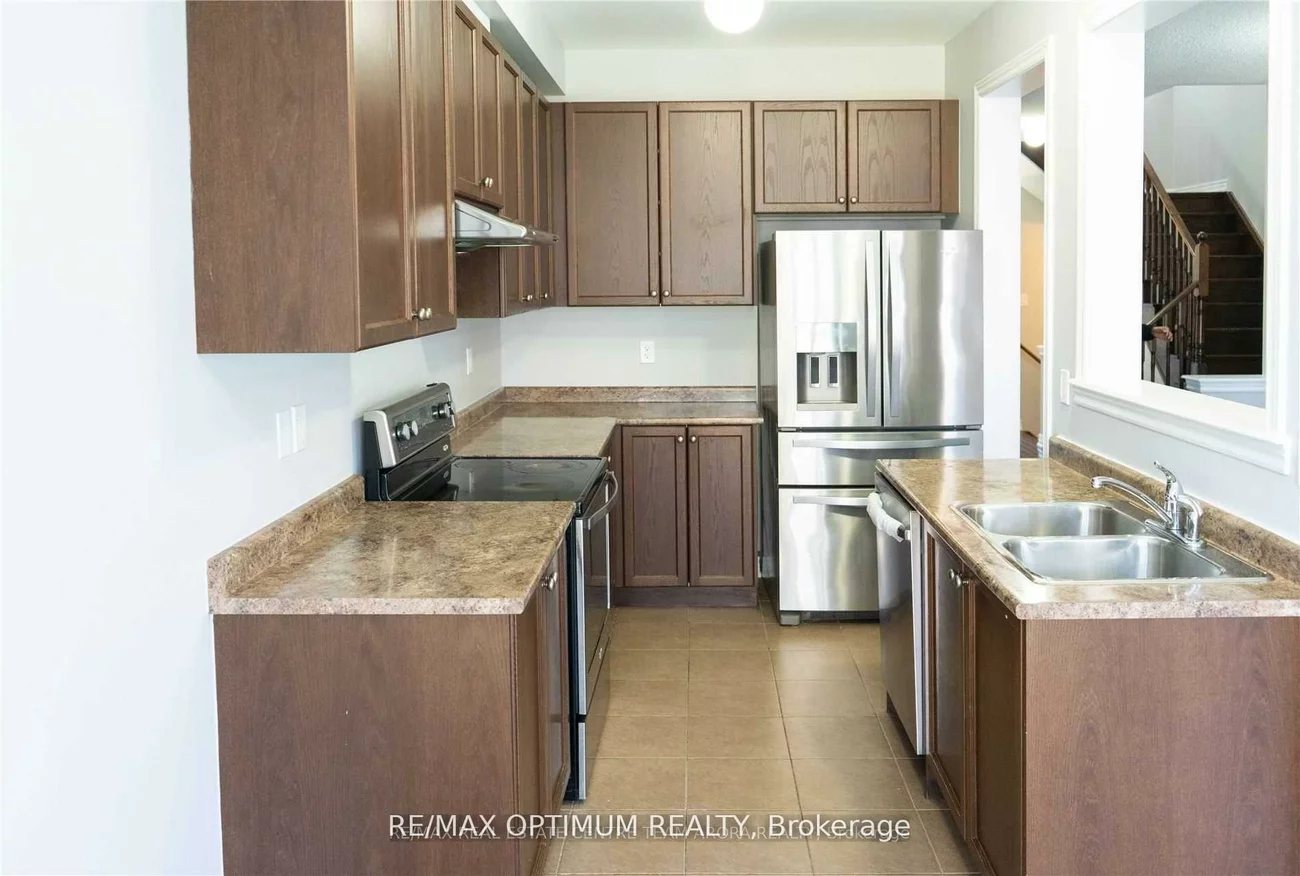 3, Chesterwood, Credit Valley, Brampton