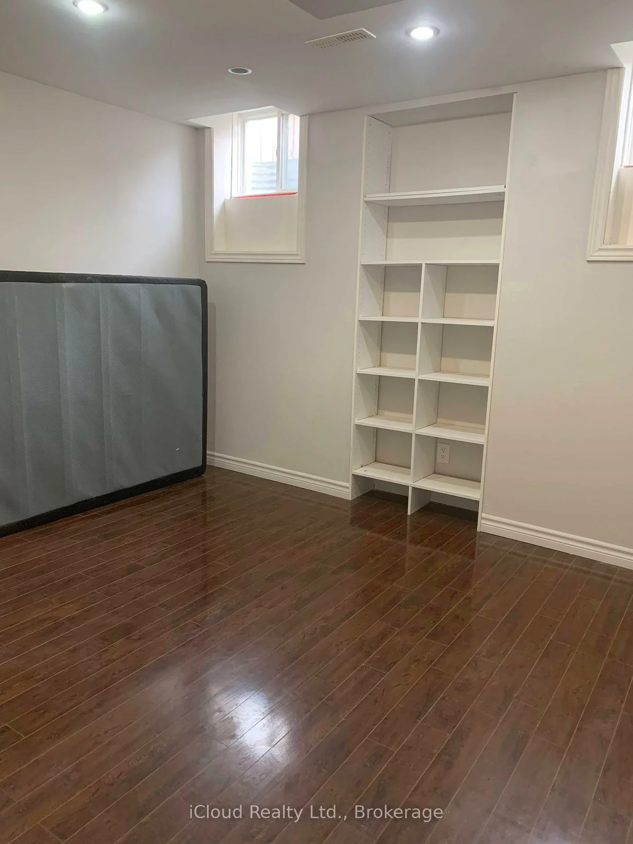 564, Fernforest, Sandringham-Wellington, Brampton