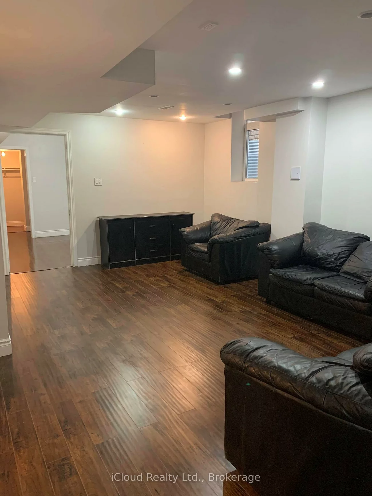 564, Fernforest, Sandringham-Wellington, Brampton