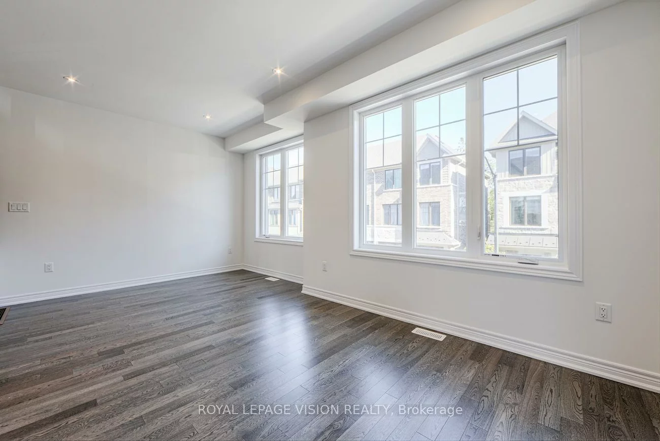 14, Folcroft, Credit Valley, Brampton