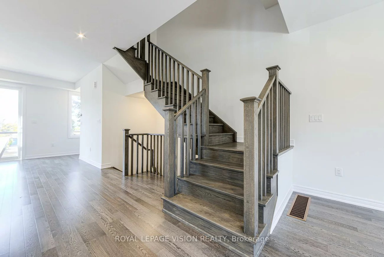 14, Folcroft, Credit Valley, Brampton