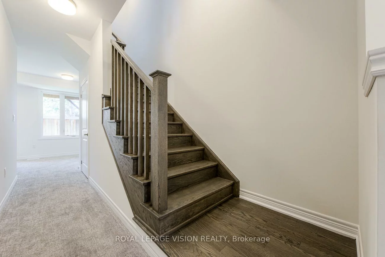 14, Folcroft, Credit Valley, Brampton