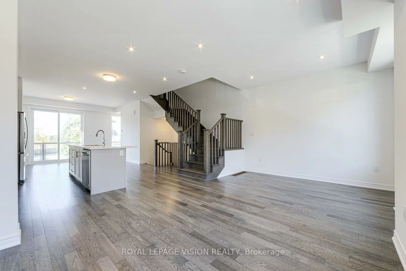 14, Folcroft, Credit Valley, Brampton