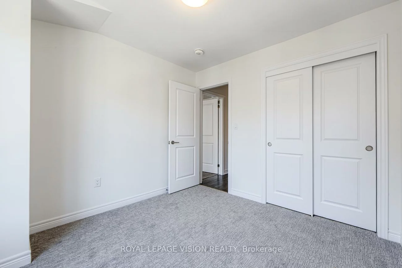 14, Folcroft, Credit Valley, Brampton