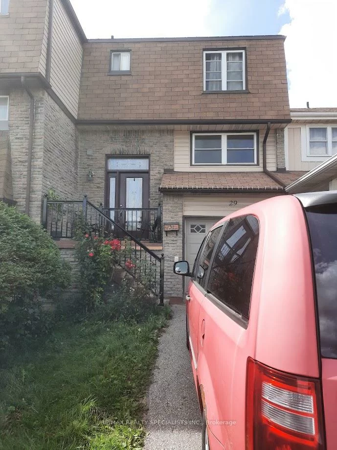 29, FANSHAWE, Heart Lake West, Brampton