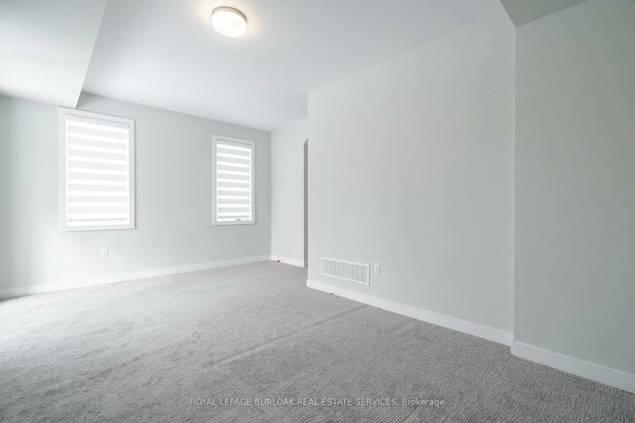 18, Folcroft, Credit Valley, Brampton