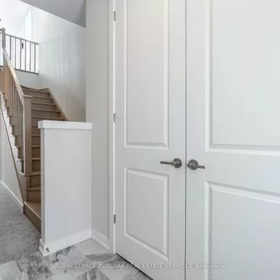 18, Folcroft, Credit Valley, Brampton