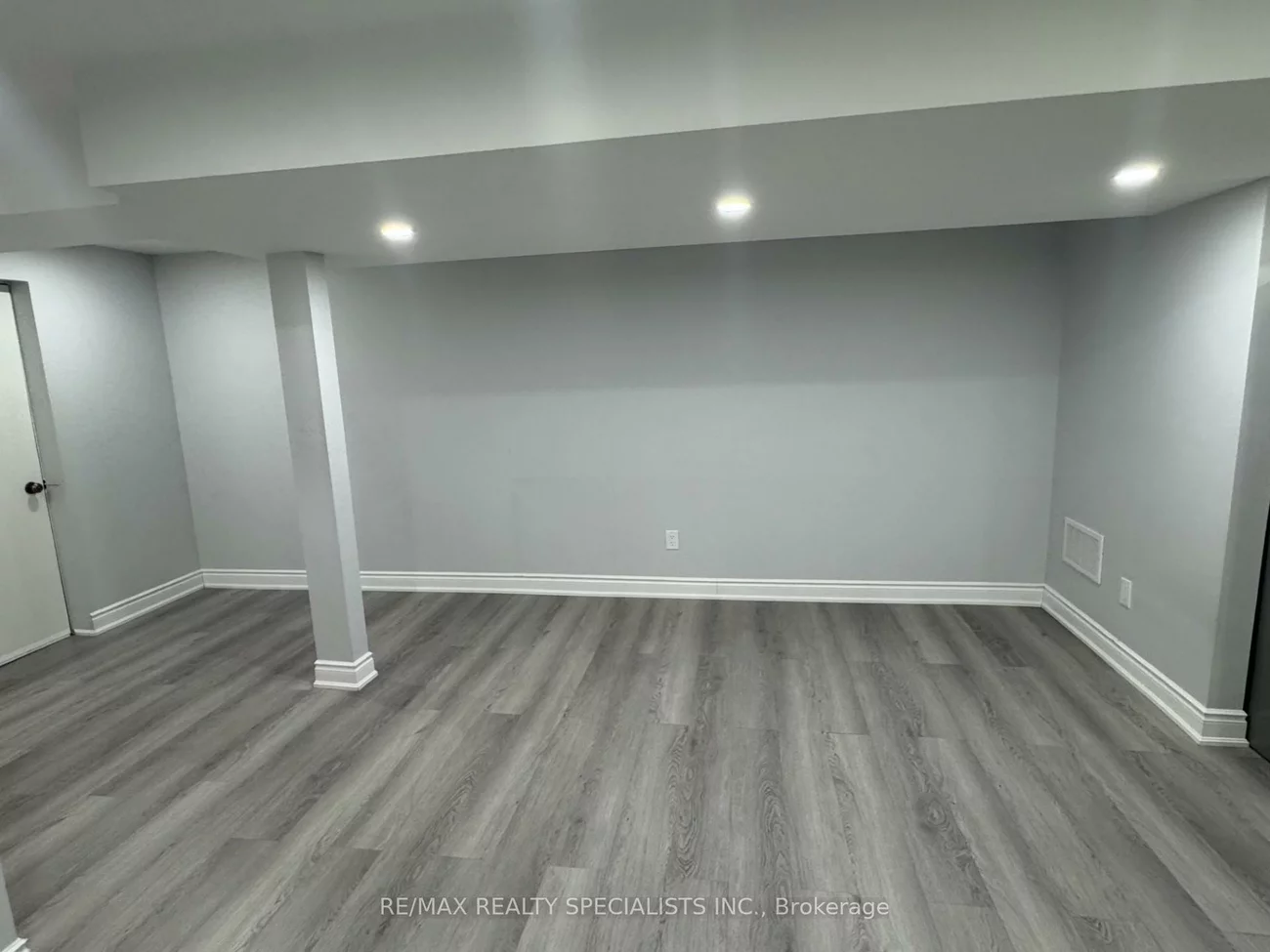 33, Bluffwood, Bram East, Brampton