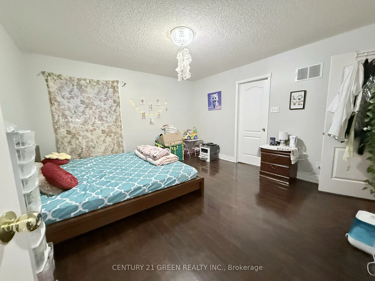 48, Monaco, Fletcher's Meadow, Brampton