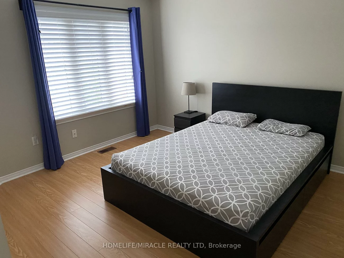 4, Sled Dog, Sandringham-Wellington, Brampton