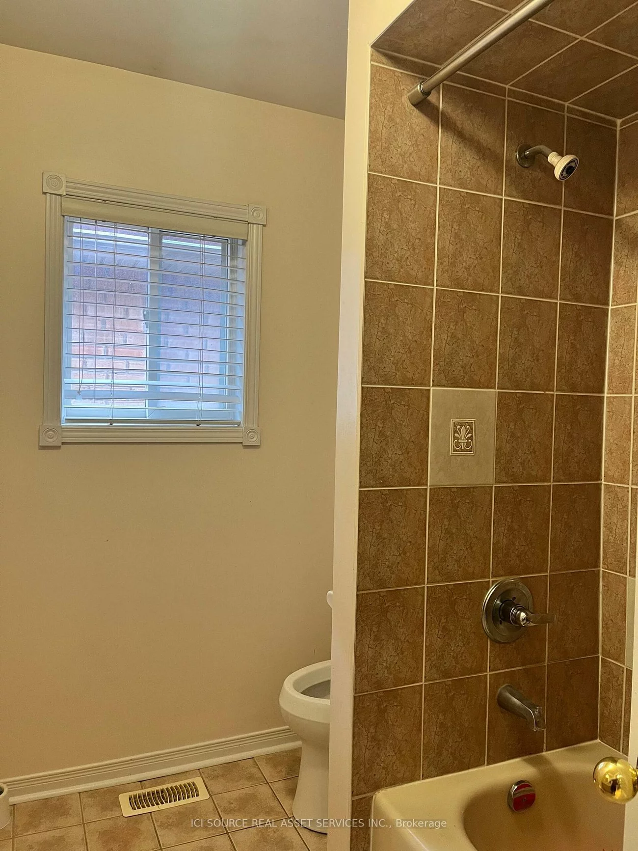 36, Newark, Fletcher's Meadow, Brampton