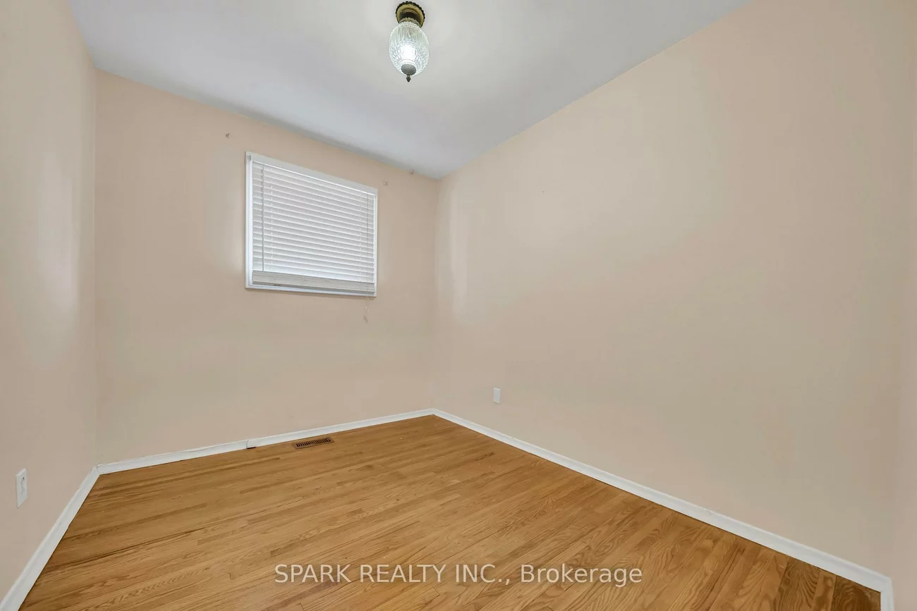 16, Horwood, Northwood Park, Brampton