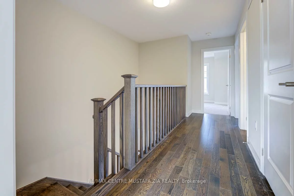 26, Folcroft, Credit Valley, Brampton