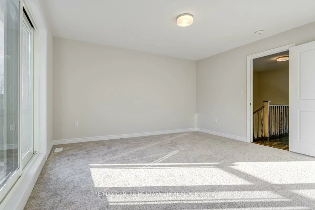 26, Folcroft, Credit Valley, Brampton