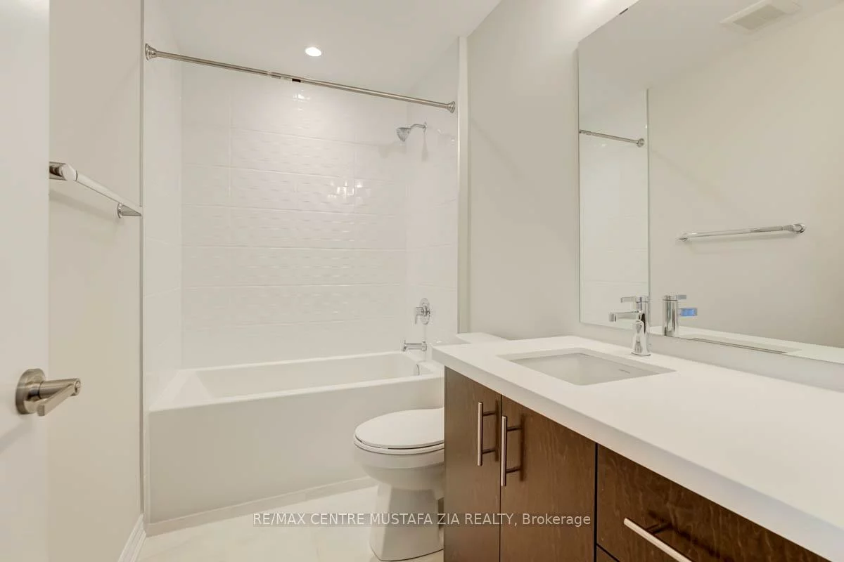 26, Folcroft, Credit Valley, Brampton