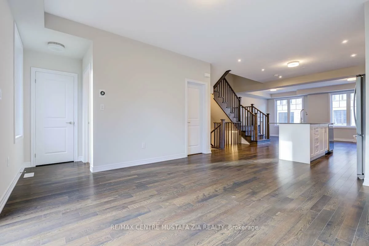 26, Folcroft, Credit Valley, Brampton