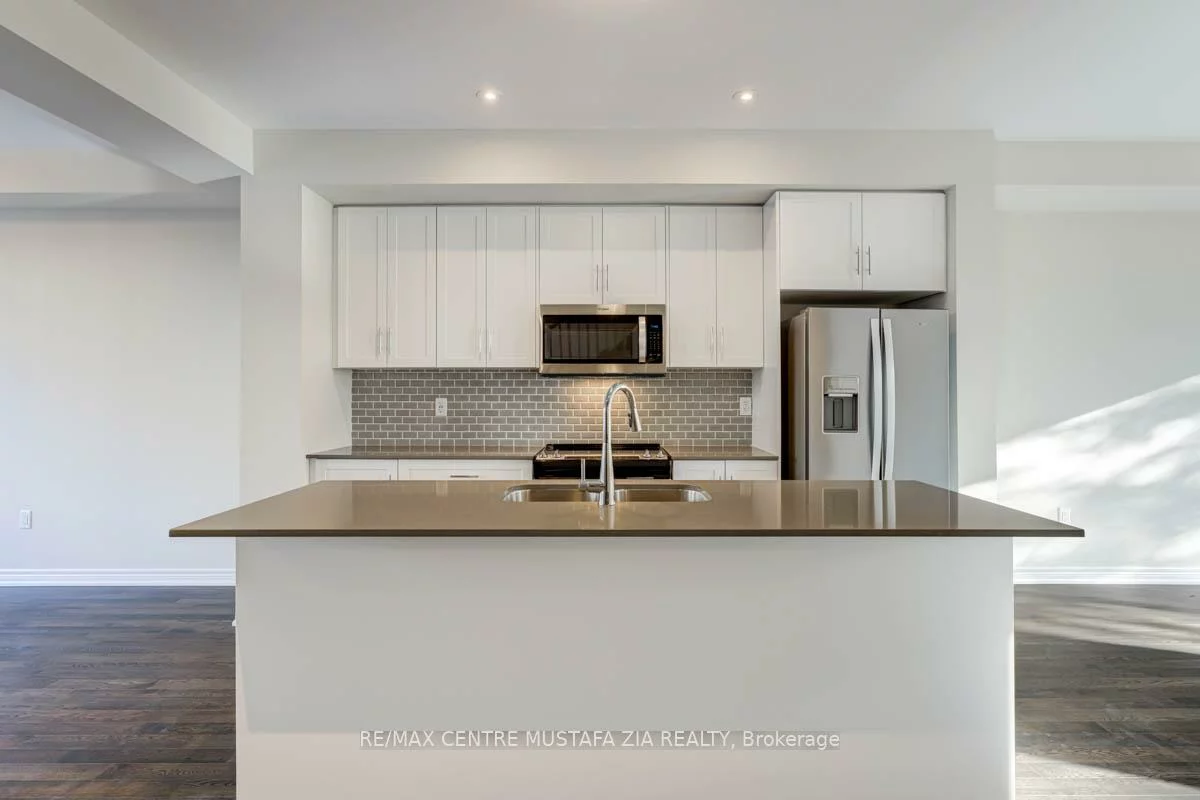 26, Folcroft, Credit Valley, Brampton