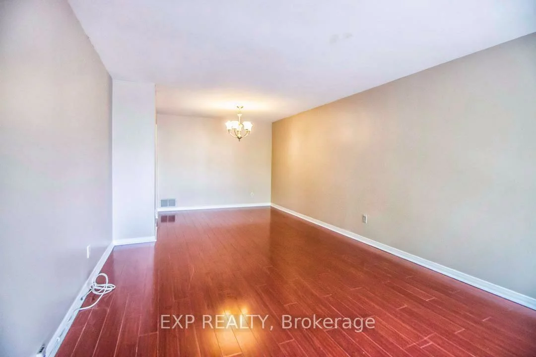 P38 Royal Salisbury , n/a, Madoc, Brampton