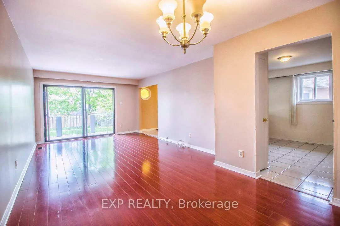 P38 Royal Salisbury , n/a, Madoc, Brampton