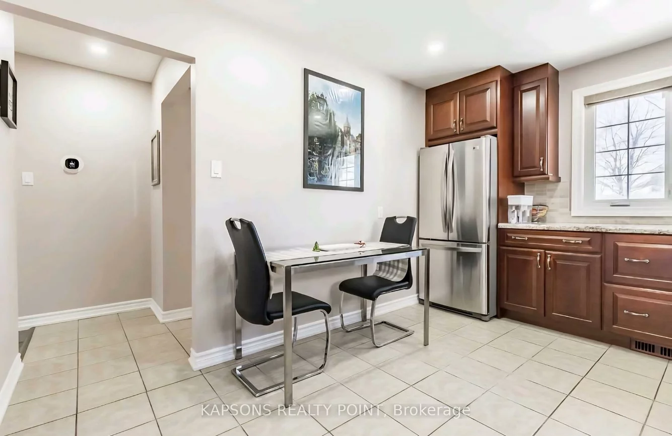 34, Finsbury, Southgate, Brampton