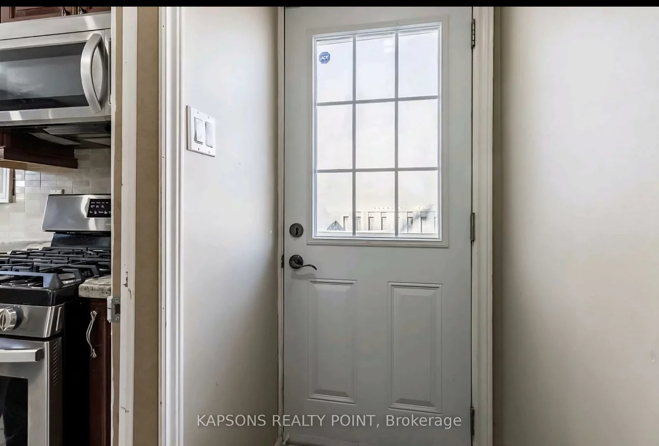 34, Finsbury, Southgate, Brampton