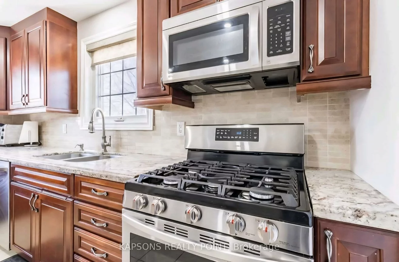 34, Finsbury, Southgate, Brampton