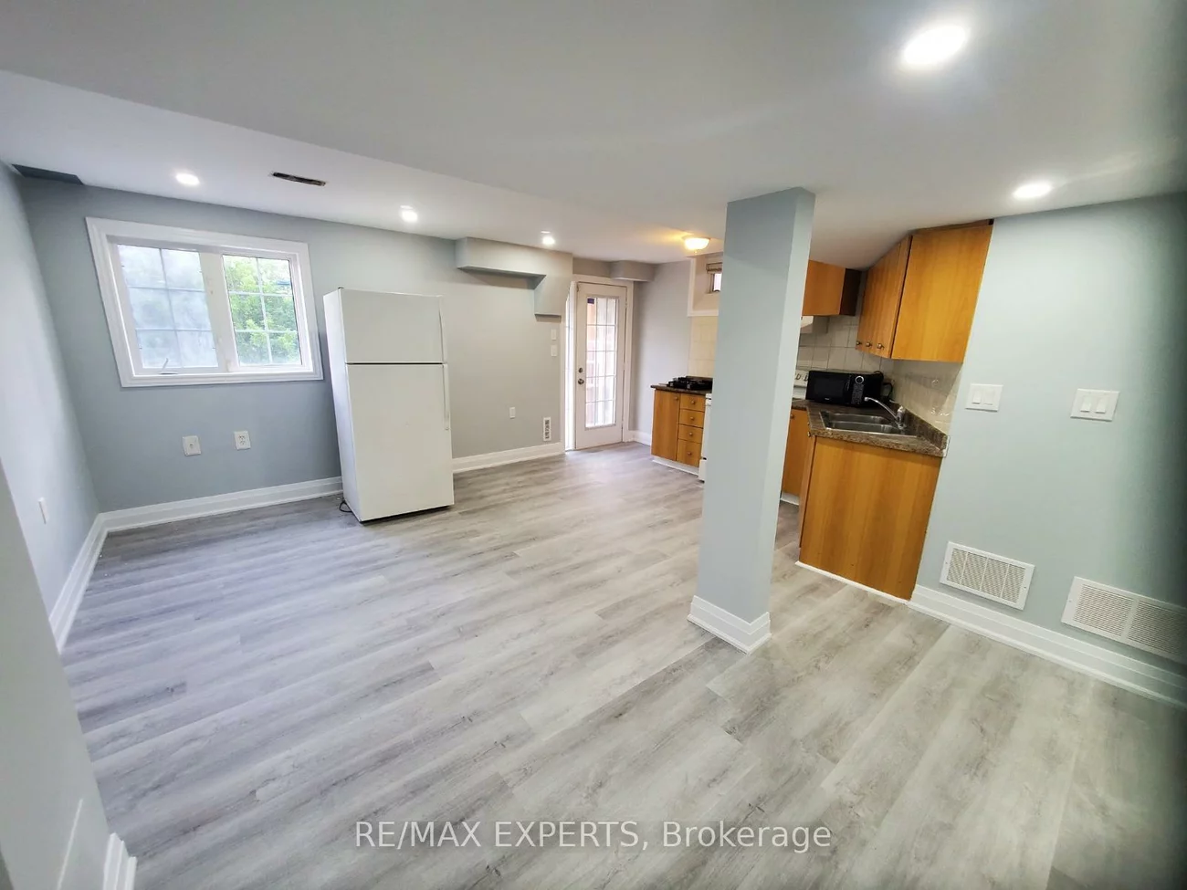 43, Eastview, Bram East, Brampton