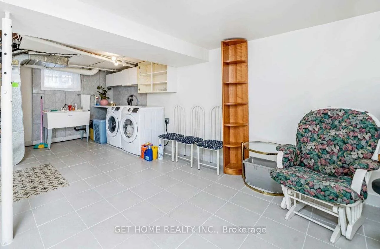 56, Jessie, Downtown Brampton, Brampton