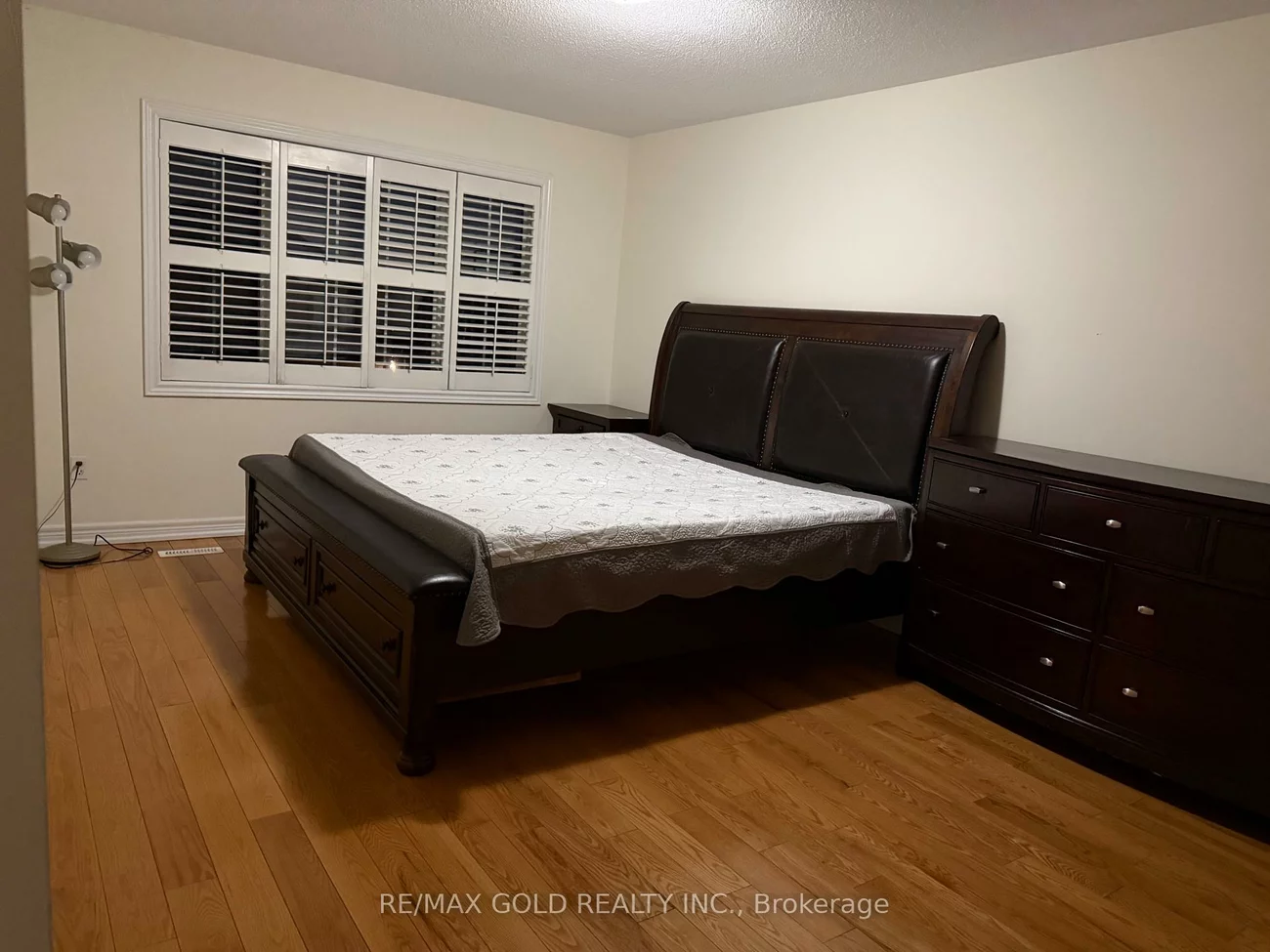 4, Plateau, Sandringham-Wellington, Brampton