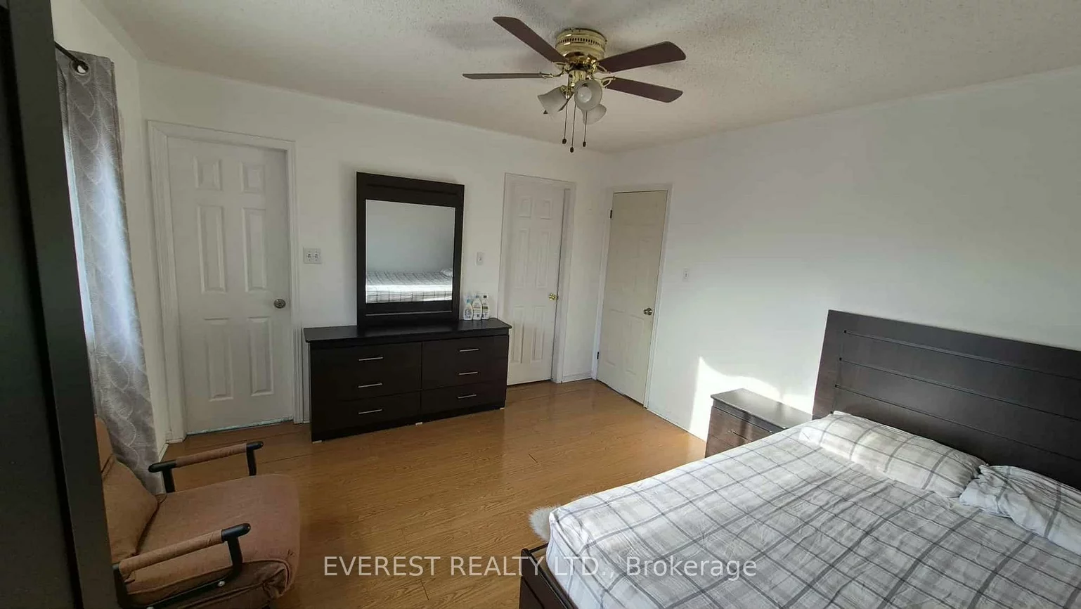 124, Desert Sand, Sandringham-Wellington, Brampton